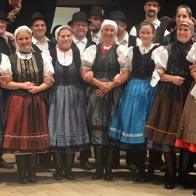 Kösöntyű Néptánccsoport munkássága - image description