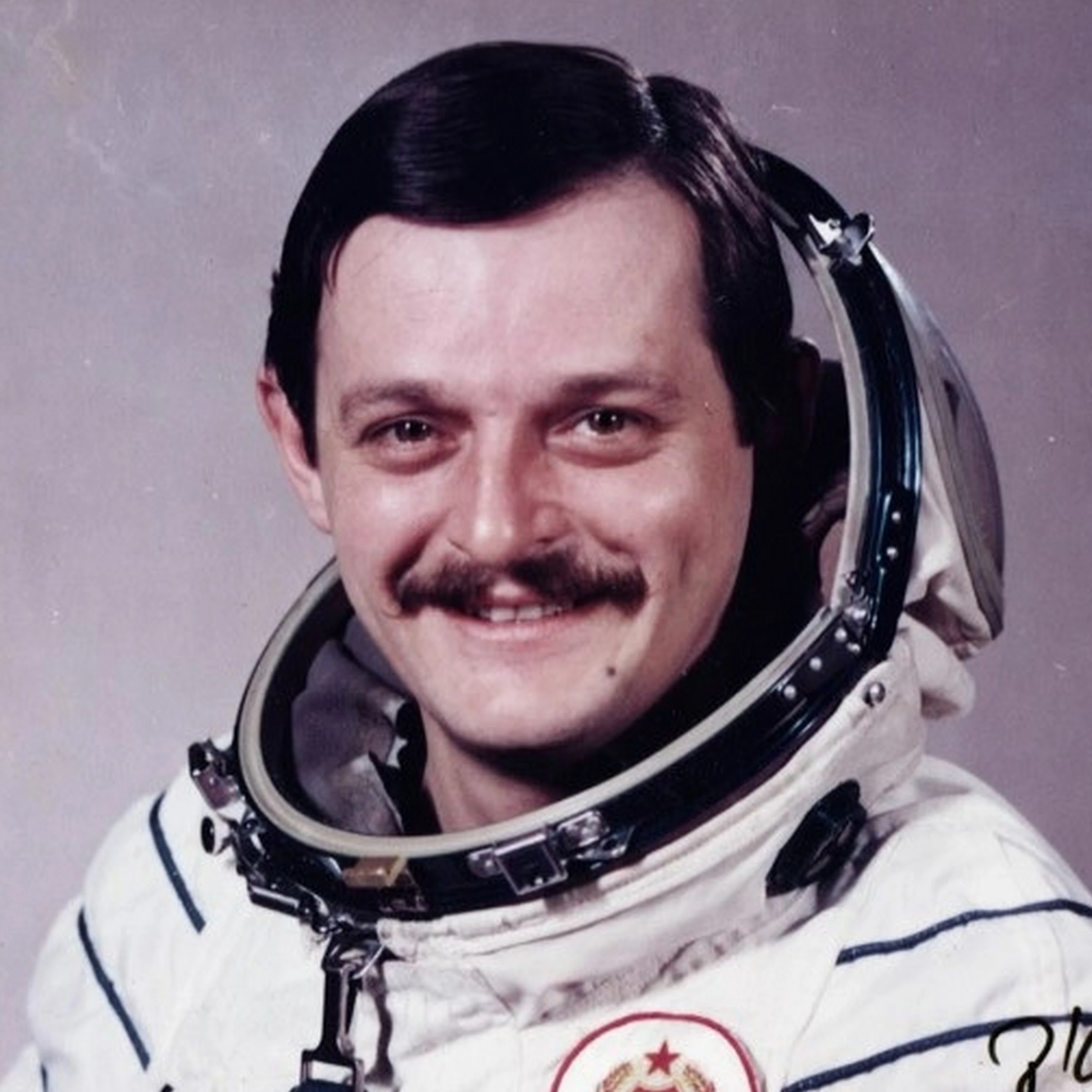 Dr. Magyari Béla űrkutatásban végzett tevékenysége - image description