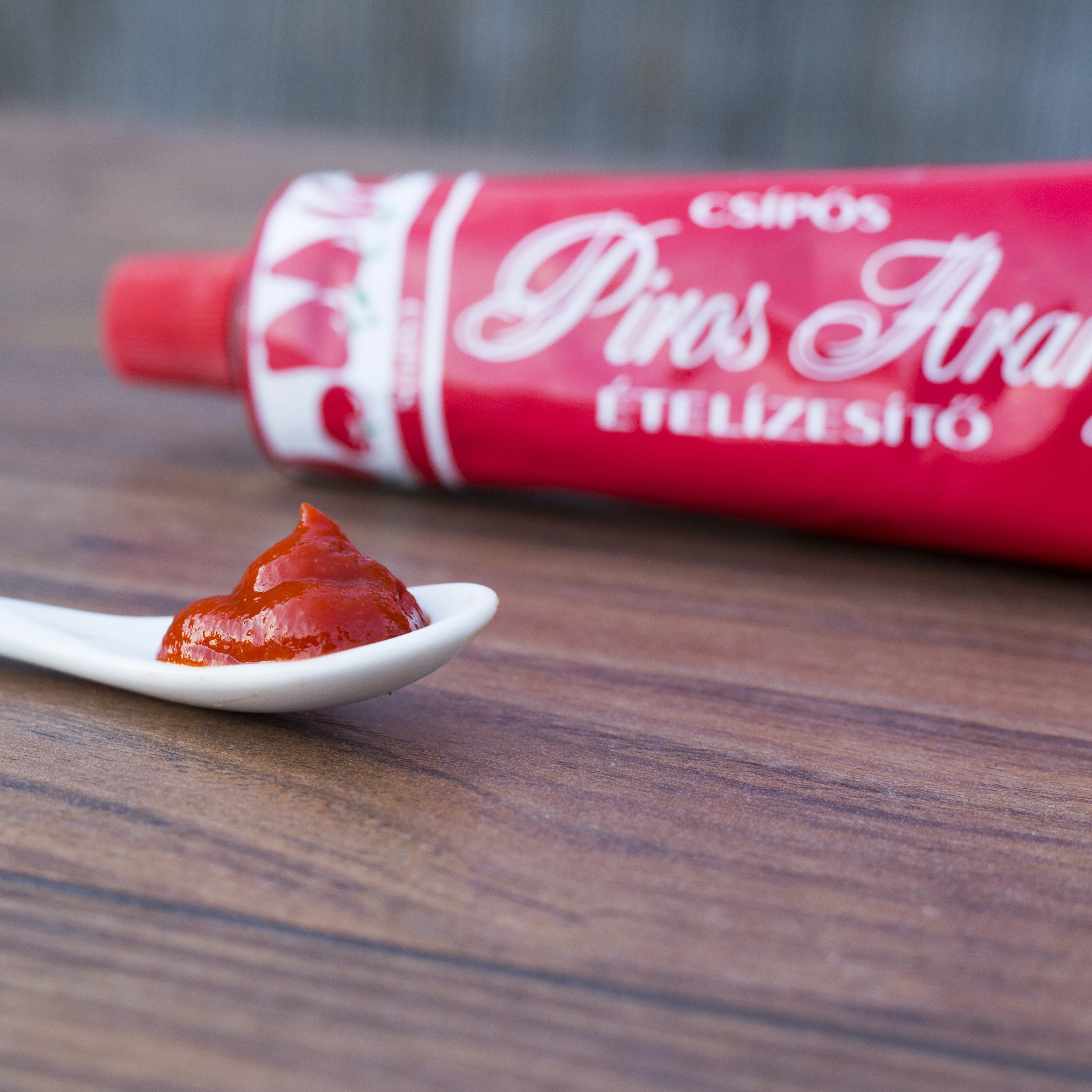 Piros Arany - image description