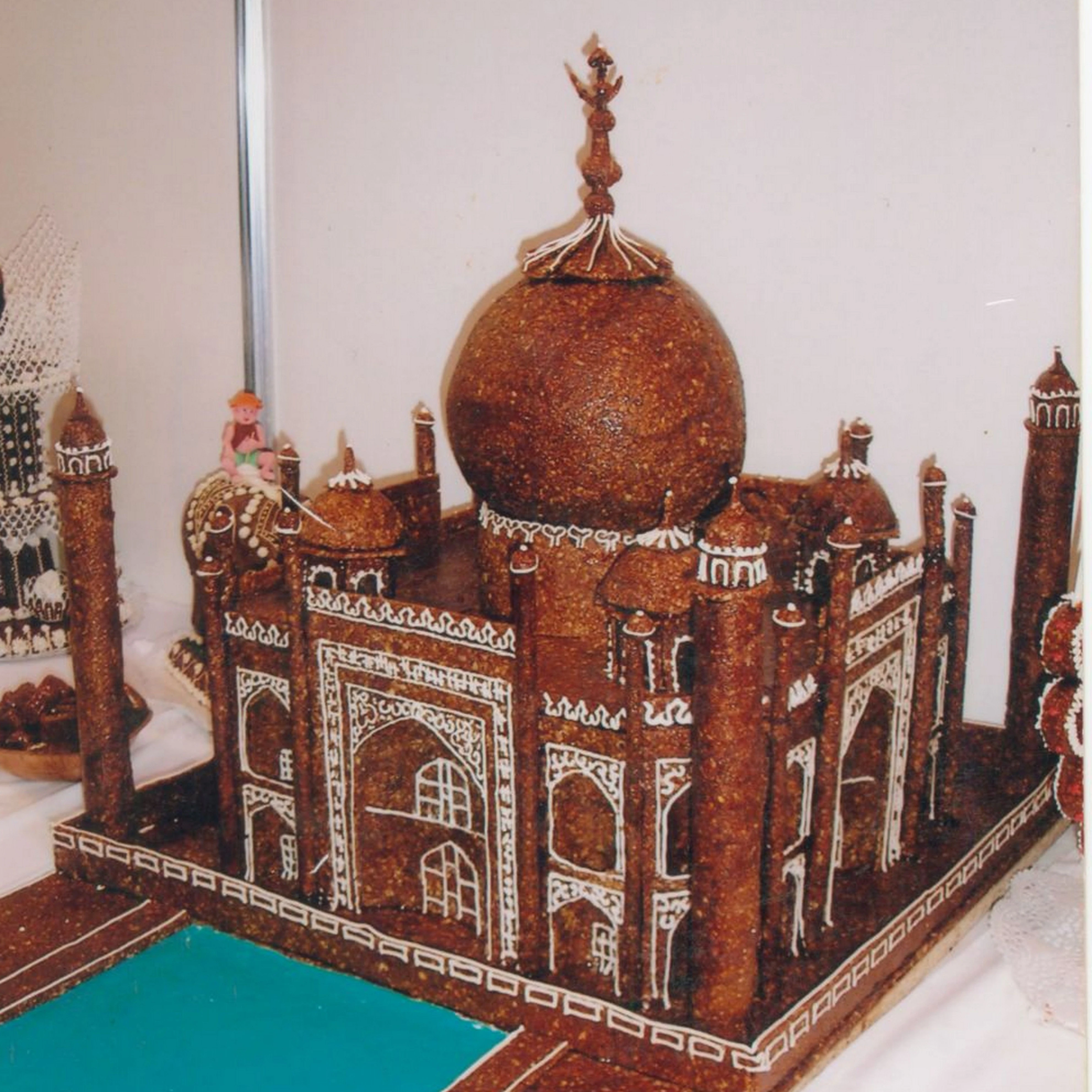 Inotai Csabáné bajai Grillázskészítő Mester tevékenysége és munkássága - image description