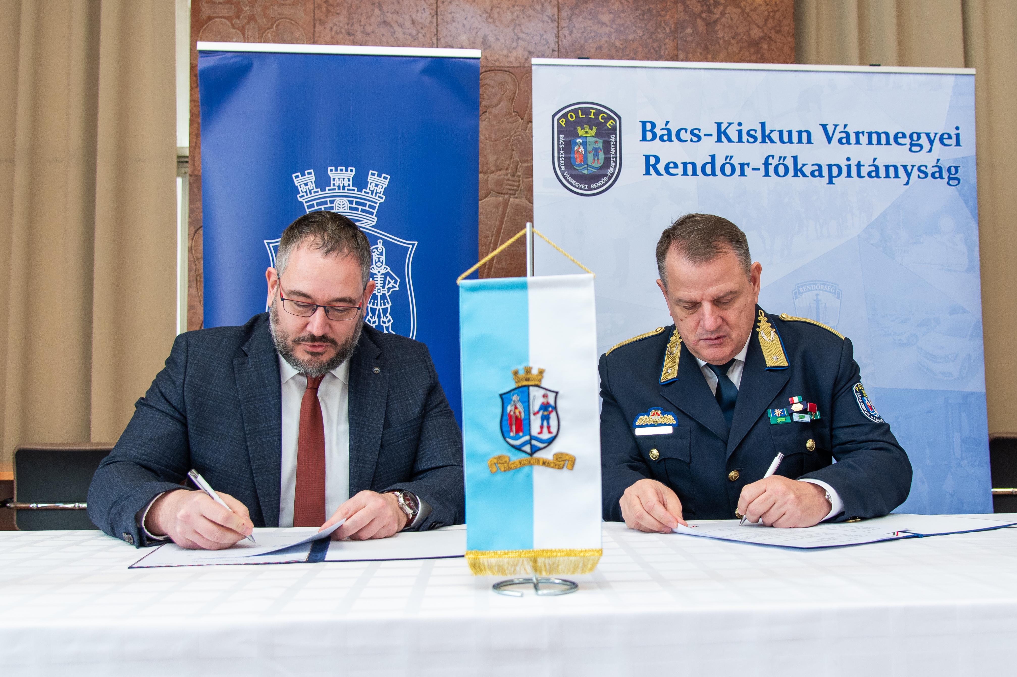 összefogás a rendőrséggel a bűnmegelőzés érdekében